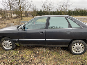 Audi 100 c3 2.2 turbo quattro (11 foto / 13)