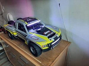 Losi Super Baja Rey 2.0 (3 foto / 4)