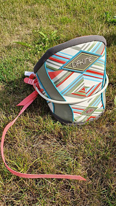 Lohetrapets Kite harness DAKINE WAHINE suurus S (2 foto / 3)