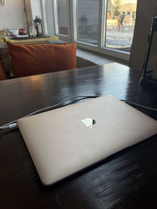 MacBook (Retina, 12-inch, Early 2015) Gold (5 foto / 5)