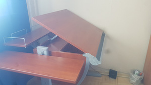 Kasvav kirjutuslaud + tool / Regileeritav laud + tool (5 foto / 6)