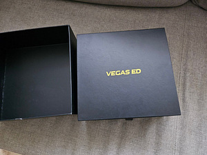 Levenhuk Vegas ED 12x50 (3 foto / 4)