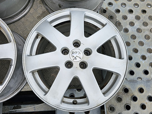Peugeut 17" valuveljed (3 foto / 6)