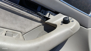 Audi A6 C6 2004-2011, hele alcantara uksepolstrid, Bose (3 foto / 3)