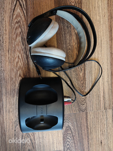 AKG гарнитура