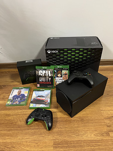 Xbox серии X (1 фото из 1)