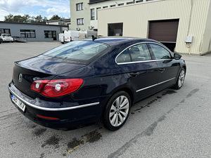 Volkswagen Passat CC (1 foto / 10)