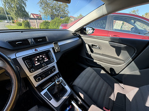 Volkswagen Passat CC (8 foto / 10)
