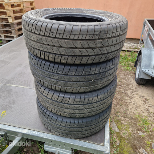 215/65R16C 109/107T Bridgestone Duravis R330 DOT 0725