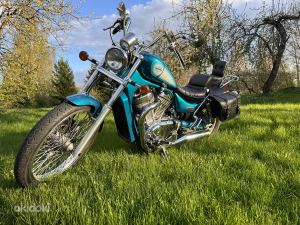 Suzuki VS 800 37kW