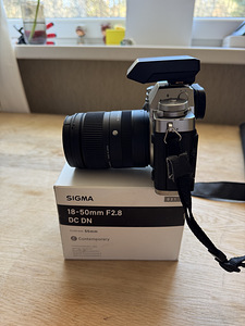 Sigma 18-50mm F2.8 DC DN (1 foto / 3)