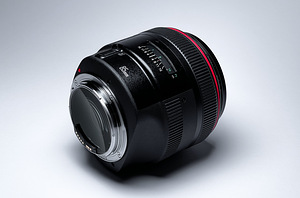 Canon EF 85mm f/1.2 II USM (2 foto / 10)