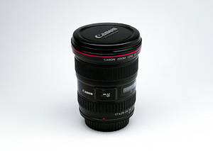 Canon 17-40mm F/4 EF (2 foto / 6)
