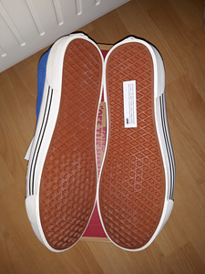 Uued Kohandatud Tossud VANS (EU 45) (3 foto / 3)