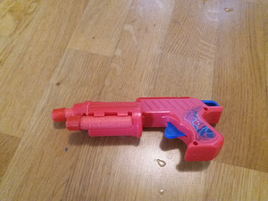 Пистолет Nerf (1 фото из 1)