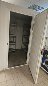 Külmkamber (2 foto / 3)