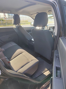 Jeep Grand Cherokee 3.0 (7 foto / 7)