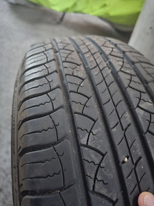 Michelin 215 65 r16 rehve (1 foto / 5)