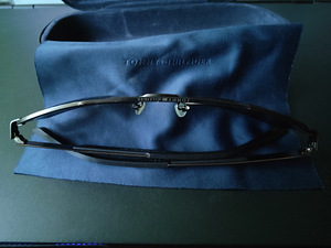 Tommy Hilfiger prillid Meestele (3 foto / 3)