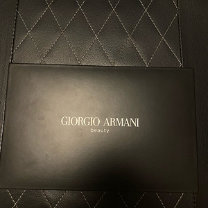 Клатч armani (3 фото из 3)