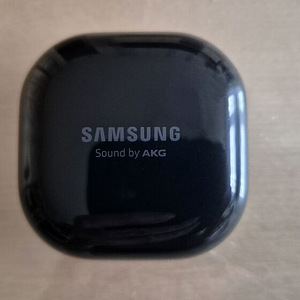 Наушники Samsung Galaxy Live