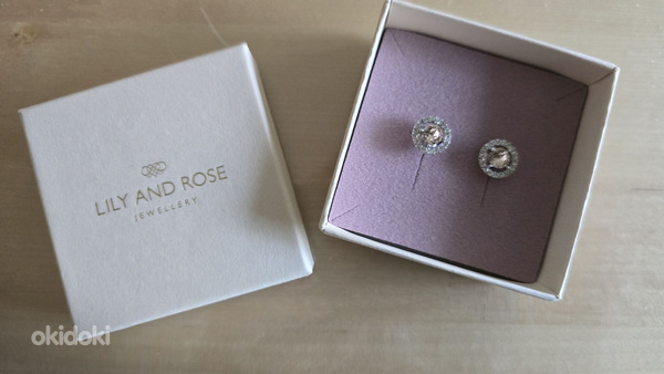 Серьги Lily and Rose