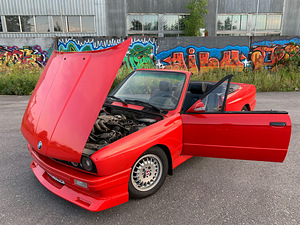E30 BMW 320 Cabrio (7 фото из 13)