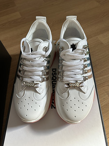 Uued DSQUARED2 tossud, suurus 37. (3 foto / 6)