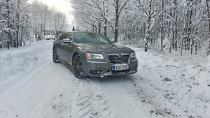 Lancia thema 2012 (7 фото из 9)