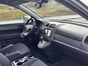 Honda CR-V (9 foto / 9)
