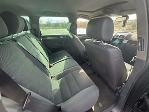 Volkswagen Touareg (6 foto / 6)