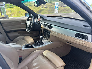 BMW 330 (7 фото из 8)