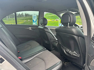 Mercedes Benz E220 (6 foto / 6)