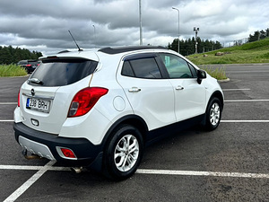 Opel Mokka (4 foto / 6)