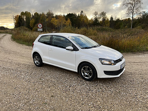 VW POLO 55 kW 1.2 (2 foto / 11)