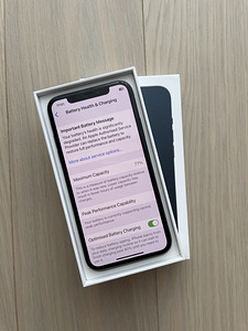 iPhone XS 64GB (1 foto / 3)