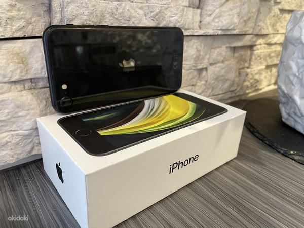 iPhone SE 2020, 64 ГБ, черный - экран без царапин! (фото #1)