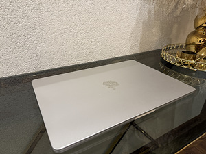 Uueväärne! Apple Macbook Air M2, 2023 15” - Cycle count 7 (4 foto / 6)