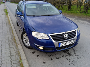 Volkswagen Passat (1 foto / 5)