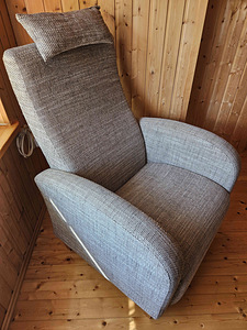 Kvaliteetne vähekasutatud tugitool (6 foto / 6)