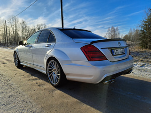 Мерседес бенз с320 (7 фото из 11)