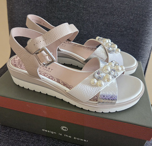 Naiste sandaalid "Carnaby Chester", suurus 37