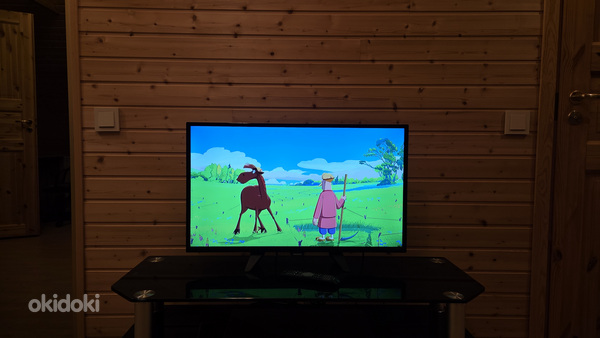 Телевизор Philips 32" (80 см)