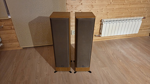 Колонки Yamaha (2 фото из 4)