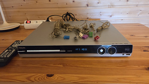 Ресивер Philips (2 фото из 5)
