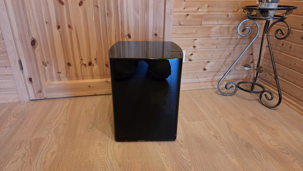 High-End subwoofer Philips