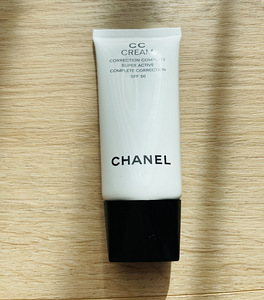 Chanel CC крем, корректирующий и осветляющий кожу