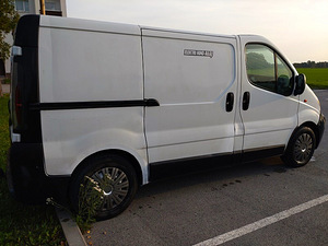Pakiauto Nissan Primastar (4 foto / 9)