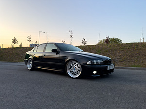 BMW E39 540i 4.4 V8 6manu (1 foto / 11)