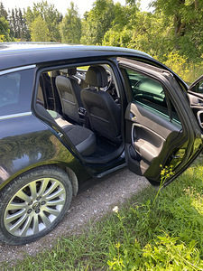 Opel insignia (7 фото из 9)